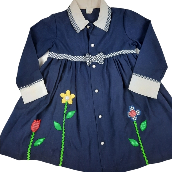 Vintage Toddler Dress Gingham Accents Embroidered Flowers Pearl Buttons Size 5 - Picture 2 of 8